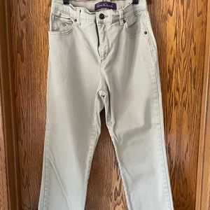 Gloria Vanderbilt jeans